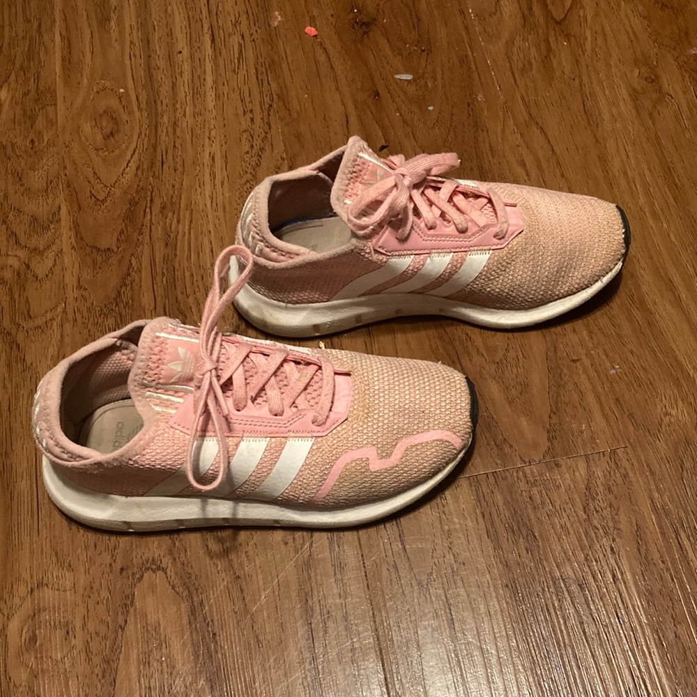 Ye is shoes, used